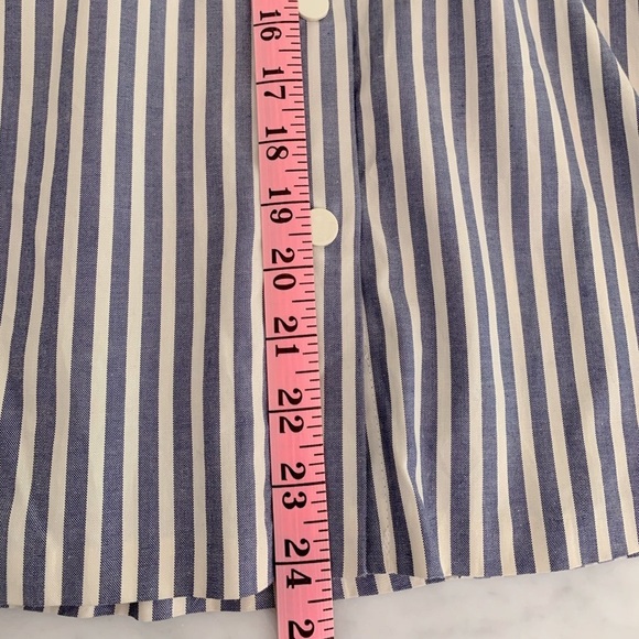 Zara pinstripe circle skirt with white snap buttons and pockets! Size XS - Picture 8 of 9